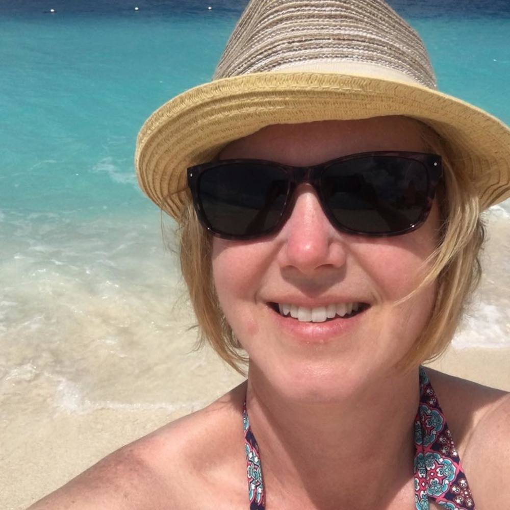 Meet your Posher, Debbie